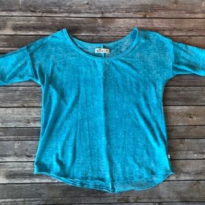 Hollister top